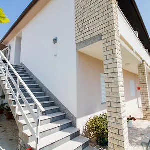 Penzion & Albina, Baška